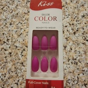 Kiss Salon Full Cover Nail